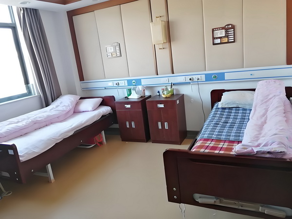 深圳市人才引进迁户条件_24年后F4再合体，「最丑」的他迎来口碑大逆转？ 下去看不作人连现了员都场工